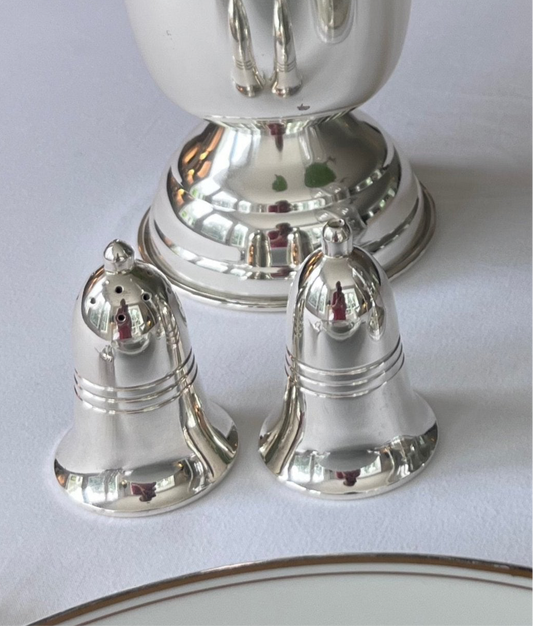 Hôtel Silver - Vintage Pair of Salt & Pepper Shakers